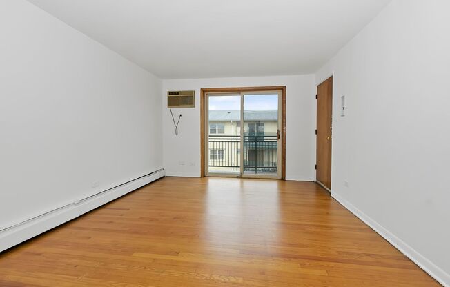 3731-3733 W 63rd (West Lawn)