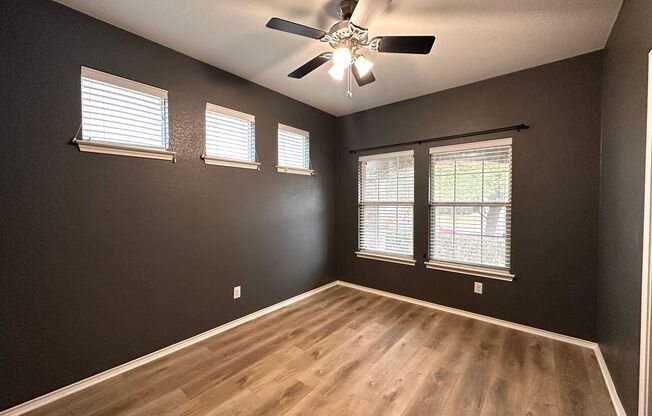 Spacious Larger 4 Bedroom 2.5 Bathroom Home with den/office for Rent in Pflugerville, Texas