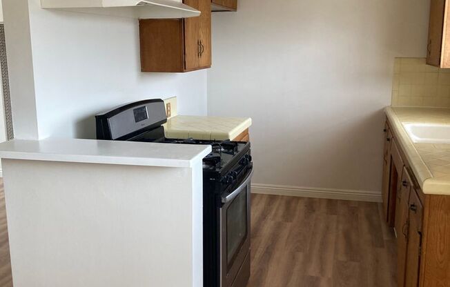 1 bed, 1 bath, $1,945, Unit E