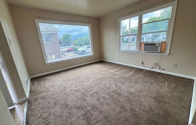 742 W WASATCH ST