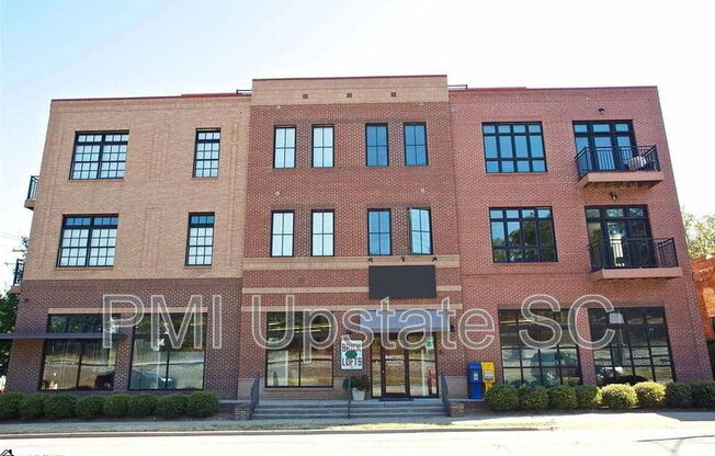301 AUGUSTA ST
