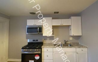 2 beds, 1 bath, 1,076 sqft, $1,395, Unit 2755 Arsenal St. Apt 1F