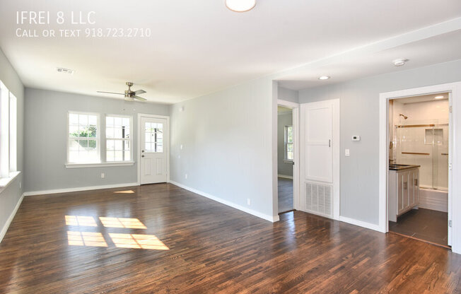3803 W ADMIRAL BLVD