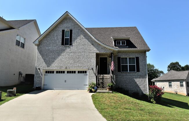 4 Bedroom 2 1/2 Bath Home For Rent in Gate Community!