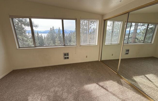 3 beds, 1 bath, $1,800, Unit Unit 01