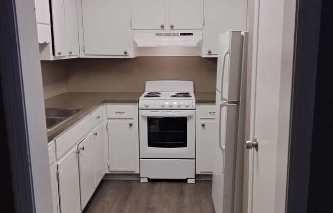Jana Lee Apartments - Hueytown, AL