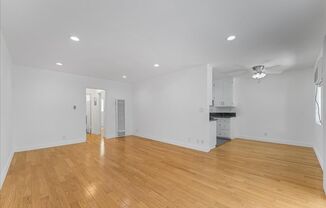 1336 N. Citrus Avenue Unit #7