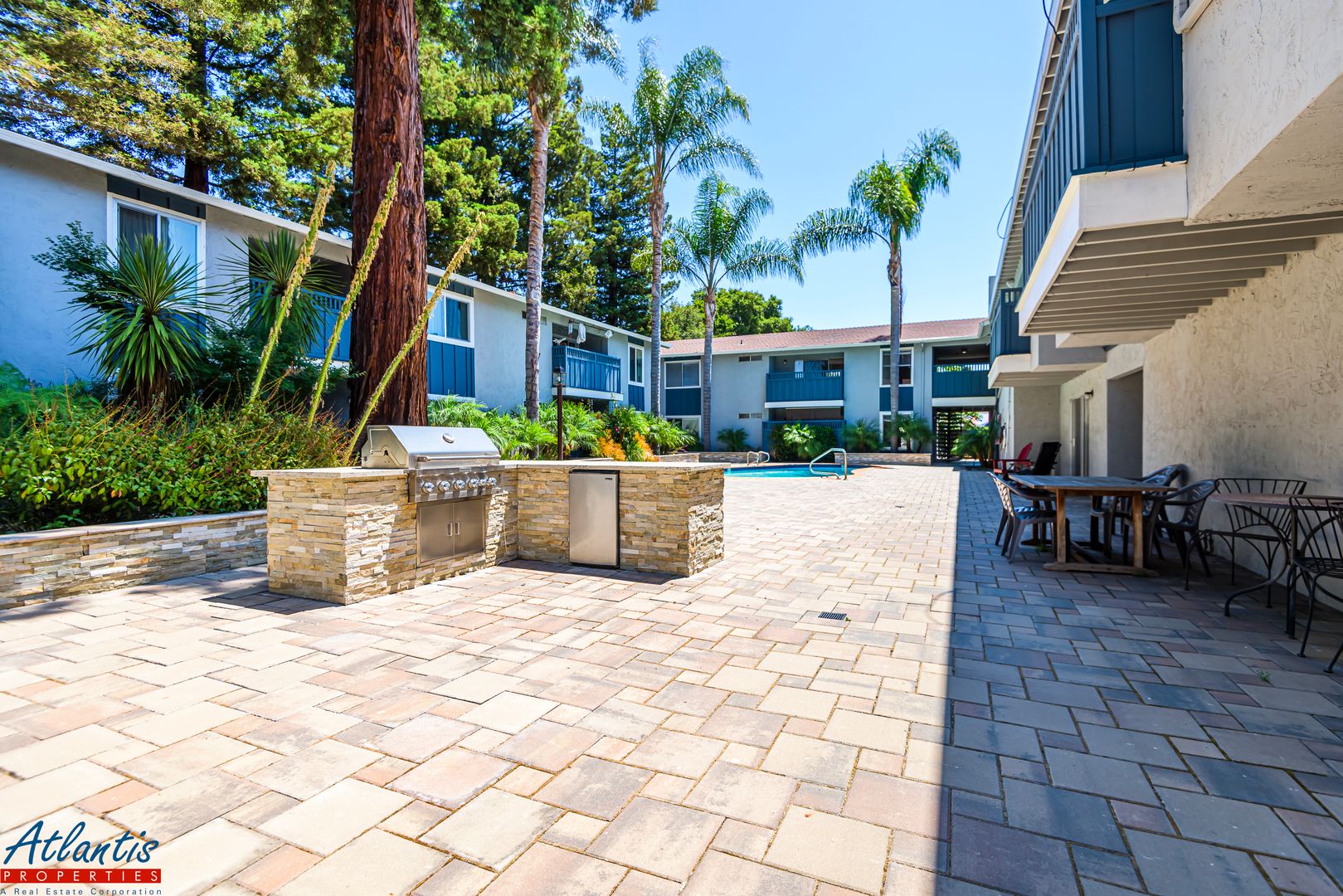 Lovely Condo | Private Yard | Prime Location