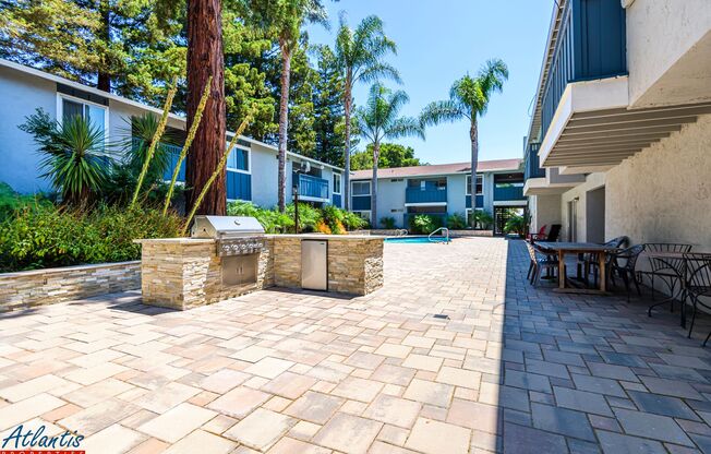 Lovely Condo | Private Yard | Prime Location