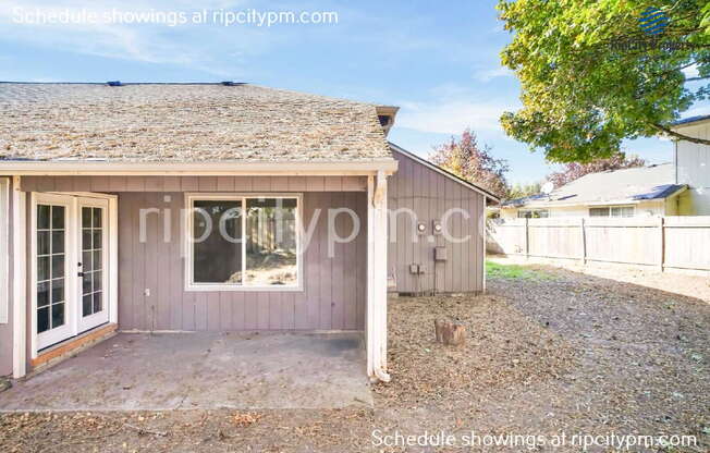 244 NE 25 AVE