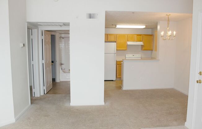 1 bed, 1 bath, 671 sqft, $1,269, Unit 6-6107