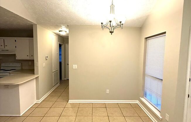 ** Great 3 bed 2 bath ** Perry Hill Road! Call 334-366-9198 to schedule a self tour