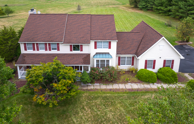 11 ENDICOTT LN