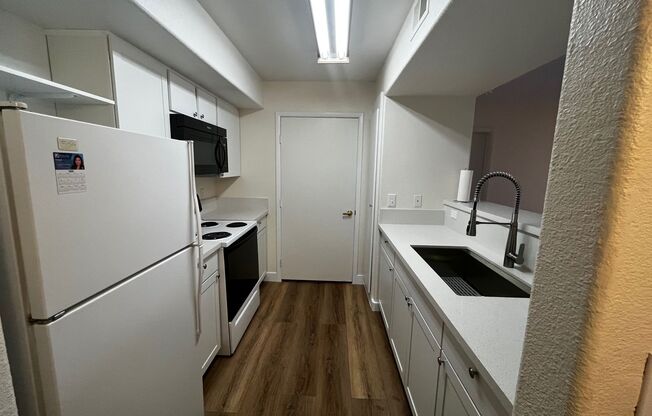 2 beds, 2 baths, $1,445