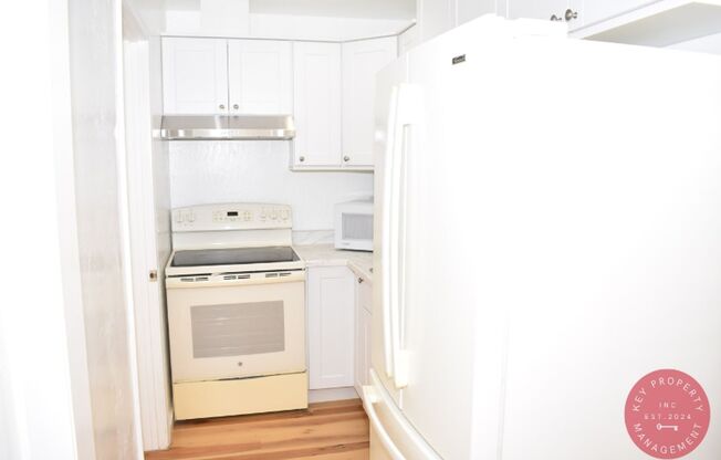 Charming Two-Bedroom, One-Bath Unit – Available Now in Chula Vista!