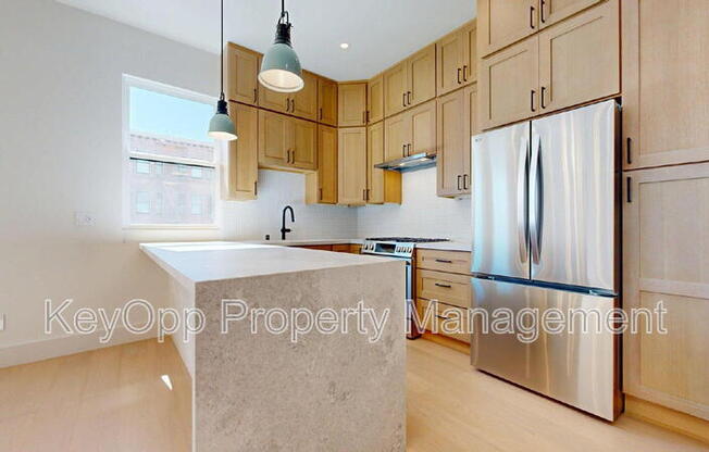 489 GUERRERO ST