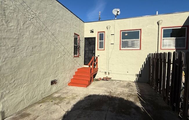 1 bed, 1 bath, $1,895