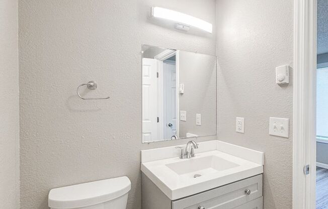 2 beds, 2 baths, 1,096 sqft, $1,475, Unit 1883C