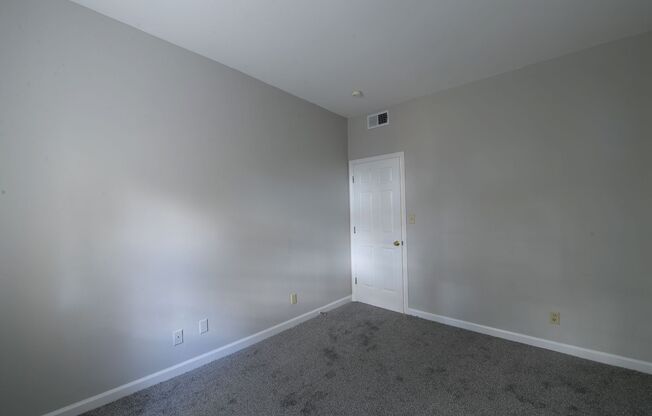 2 beds, 1.5 baths, 855 sqft, $1,195, Unit 2305-A South 10th