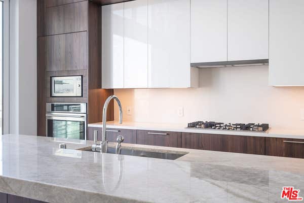 3 beds, 3 baths, 2,676 sqft, $14,300, Unit 1