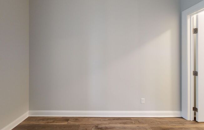 2 beds, 2 baths, 1,042 sqft, $3,075, Unit 5210