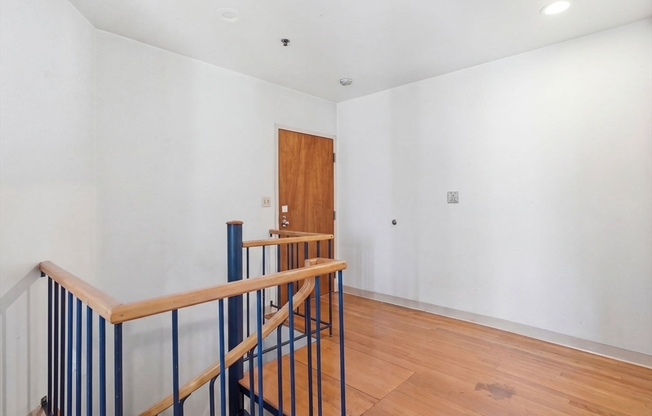 2 beds, 1 bath, 1,037 sqft, $4,600, Unit 104