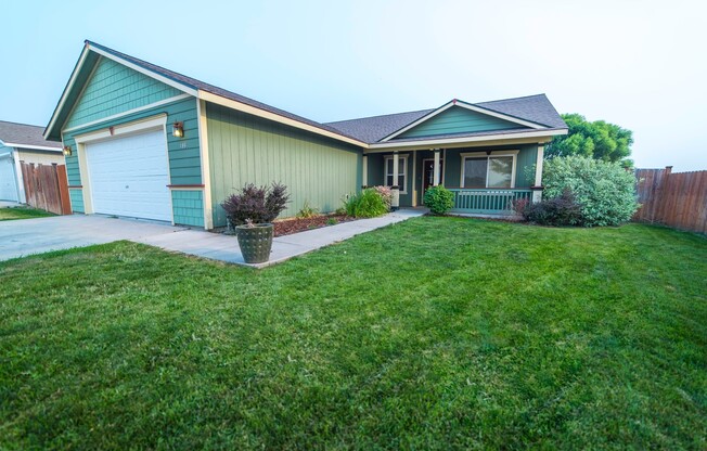 4 Bedroom 2 Bath Home for Rent