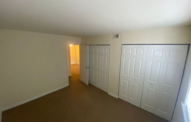 1 bed, 1 bath, 700 sqft, $1,575, Unit 421-#406