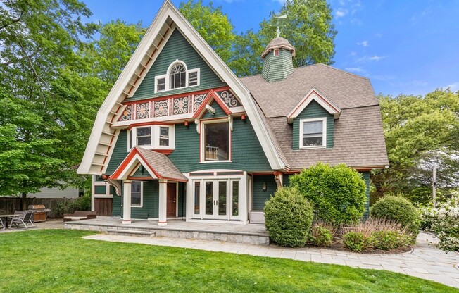 20 WEBSTER CT