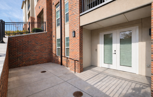 3 beds, 2 baths, 1,333 sqft, $2,050, Unit 1-B101