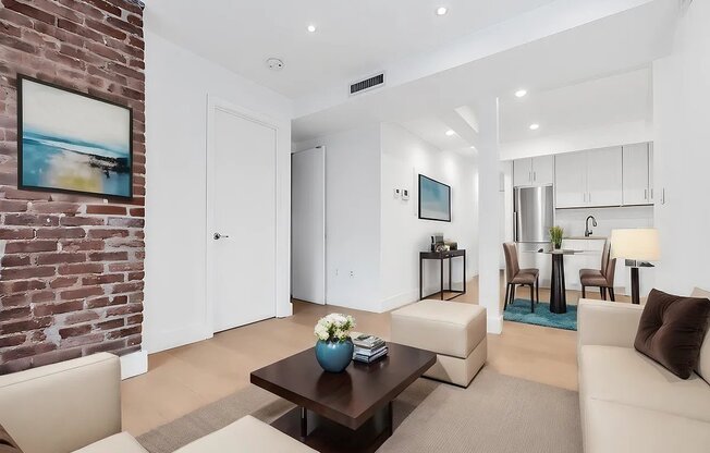 4 beds, 2.5 baths, $9,909, Unit 21