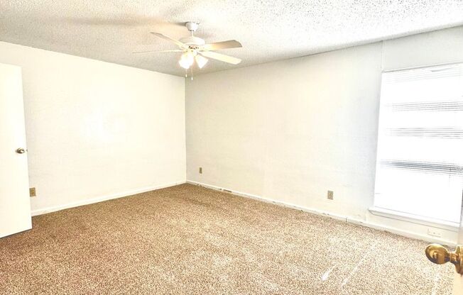 1 bed, 1 bath, 710 sqft, $960, Unit 120