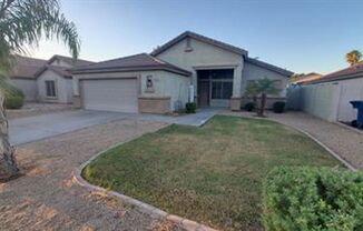 Beautiful Single-Level Family Home with Garage!