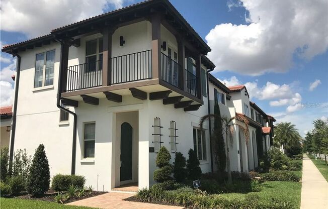 8896 Bismarck Palm Dr