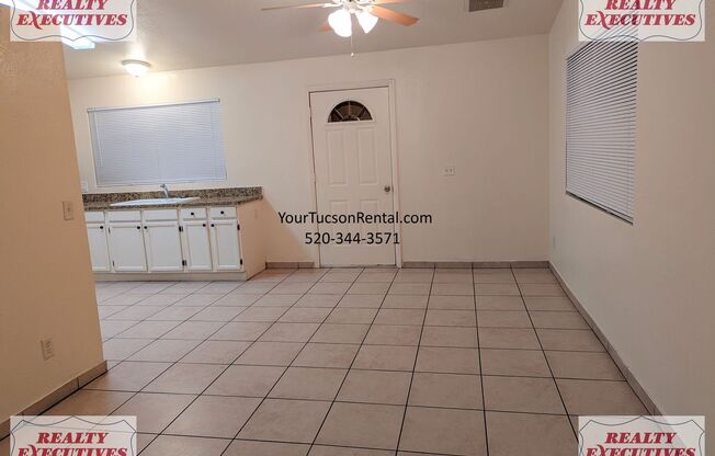 3/1 with AC and a garage in Midvale Park Near Drexel Rd & Oak Tree Dr