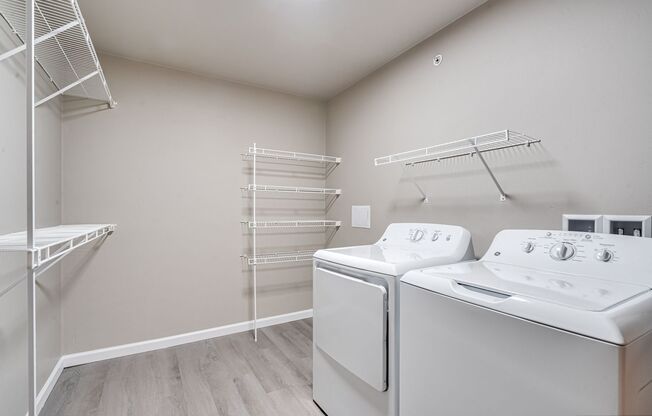 1 bed, 1 bath, 800 sqft, $1,199, Unit 117 - 04