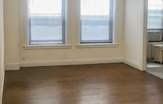 Studio, 1 bath, 509 sqft, $1,575, Unit 540-5B