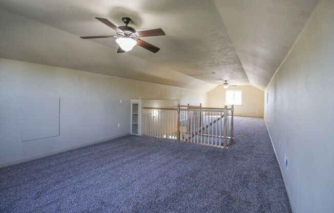 3 beds, 2 baths, $2,100