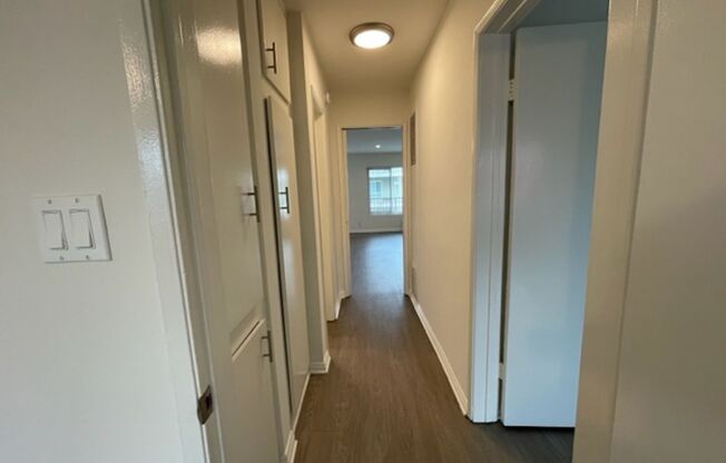 2 beds, 2 baths, $2,395, Unit 217