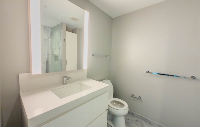 1 bed, 1 bath, 646 sqft, $5,000, Unit 919