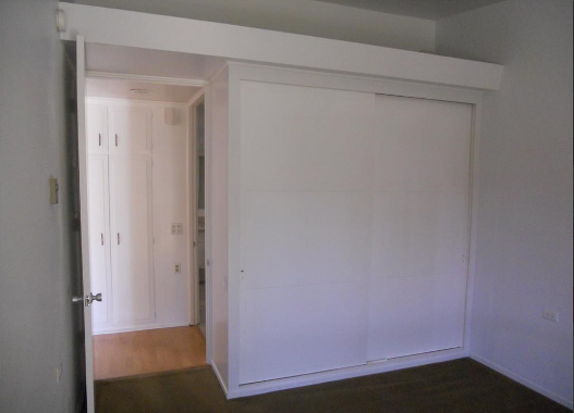 1080 BROOKLINE RD