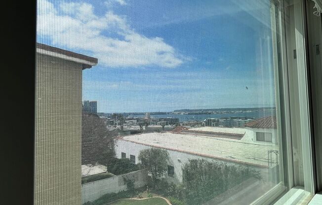 Studio, 1 bath, 425 sqft, $1,995, Unit 14