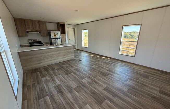 3 beds, 2 baths, 1,056 sqft, $85,000, Unit Lot 64