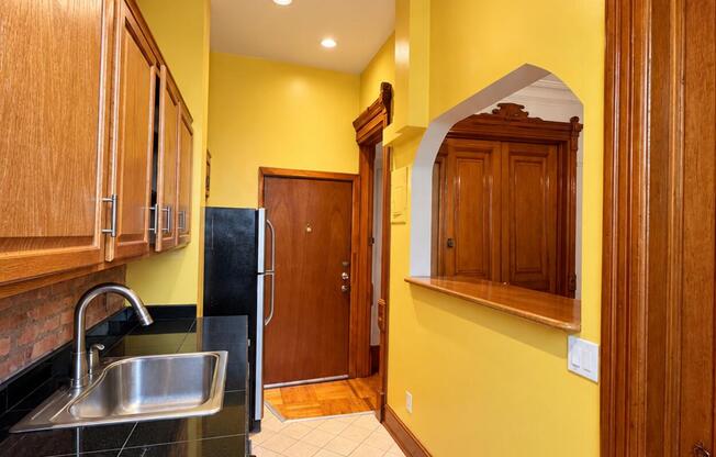 1 bed, 1 bath, 1,000 sqft, $3,200, Unit 2