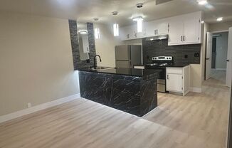 2 beds, 1 bath, 750 sqft, $2,695, Unit Unit 6