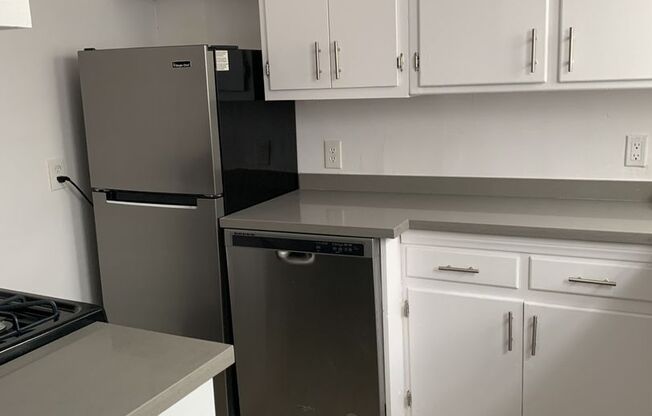 Havenhurst Drive Apartments