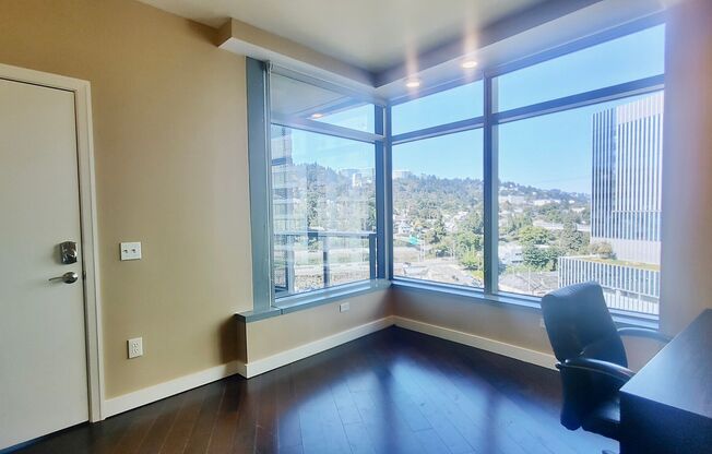 1 bed, 1 bath, $2,495, Unit UNIT 1300