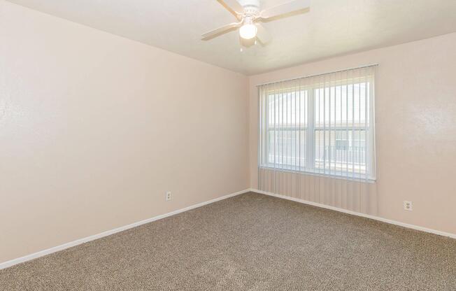 Center Ridge - Apartment Living in Duncanville, TX