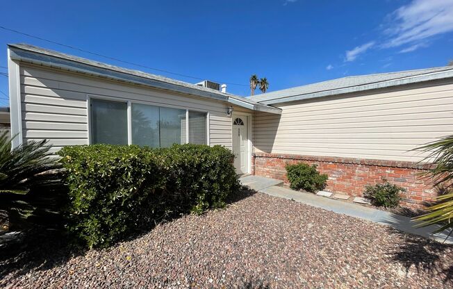Charming 3-Bedroom Corner-Lot Home with RV Parking & No HOA