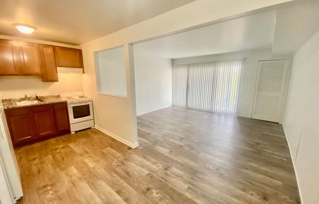 Ambassador East Apartments